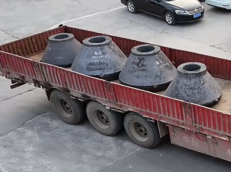 鑄鋼廠生產(chǎn)廠家常用什么材料來(lái)制造大型鑄鋼件-軀體吶？