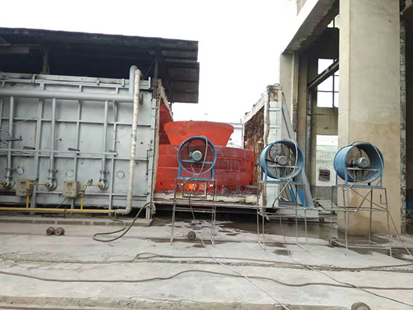 大型鑄鋼件廠家告訴您熱處理時的注意事項