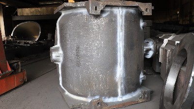 大型鑄鋼件-閥體鑄造中如何減少氣孔和夾渣？