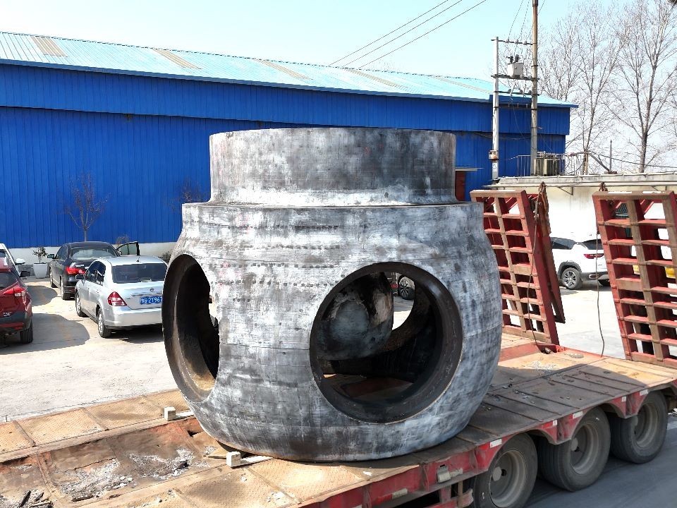 大型鑄鋼廠-騰飛鑄鋼為您解答大型鑄鋼件-轉(zhuǎn)輪體是什么？