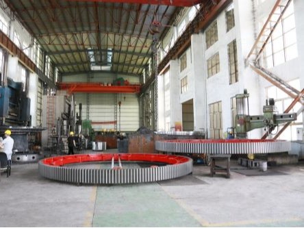 鑄鋼件加工廠家如何選擇碳鋼材料?