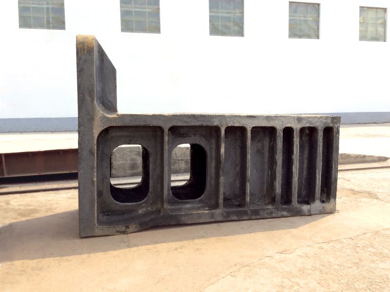 大型鑄造廠-騰飛鑄鋼對大型鑄鋼件-支座板常見缺陷分析